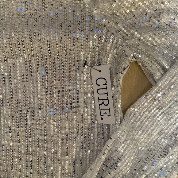 Cure Silver Sequin Button-Up Blouse - Picture 3 of 4